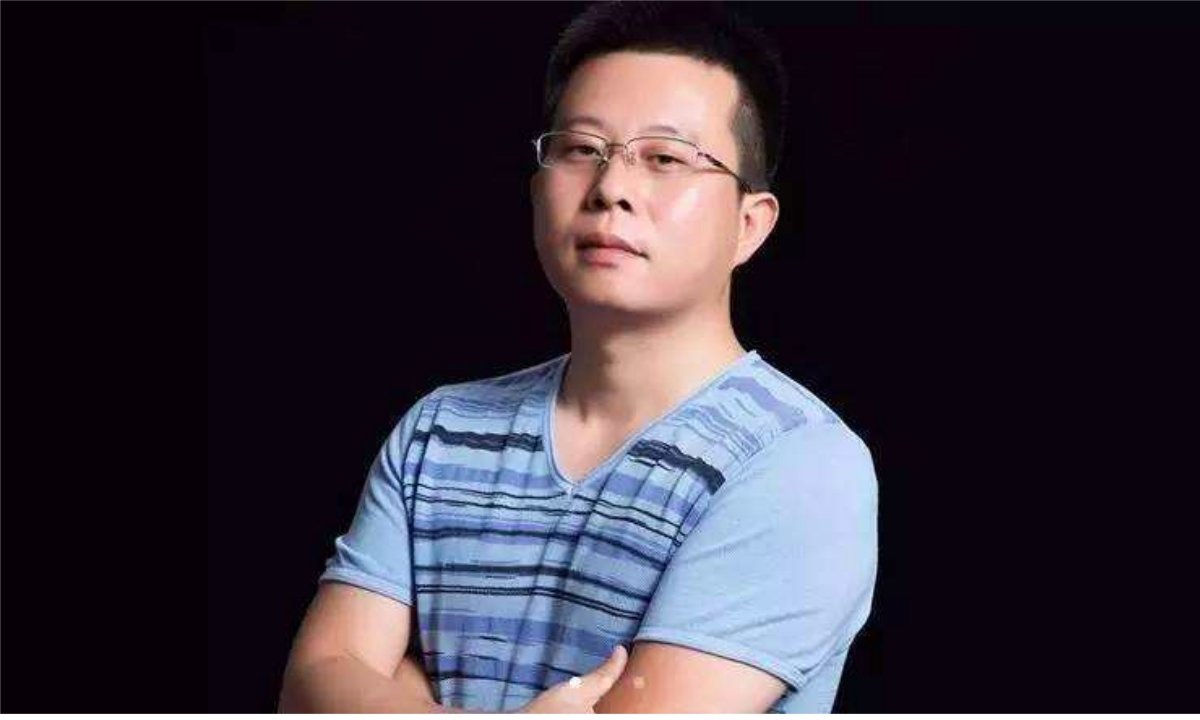 不到半年融資三次，投資機構都追著他，他創辦首家時間交易平臺，年營收過億